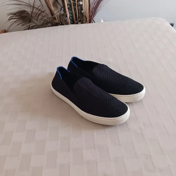 Rothy’s Retired Mesh Honeycomb Knit Slip On Sneakers