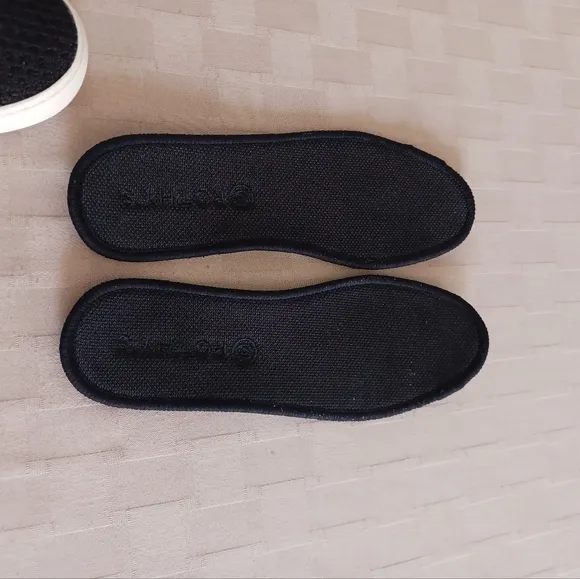 Rothy’s Retired Mesh Honeycomb Knit Slip On Sneakers