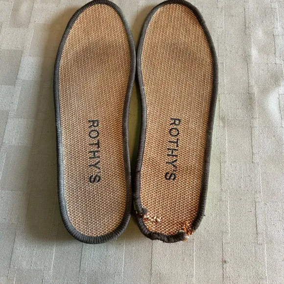 Rothy’s The Original Slip On Sneakers in Sahara Cat Leopard