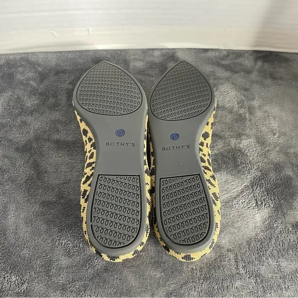 Rothys The Point Leopard Print Flats Womens Size 8.5 Retired Lightweight Comfort