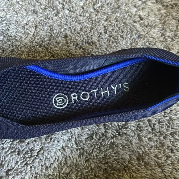 Rothy’s The Point Navy Flats Size 8