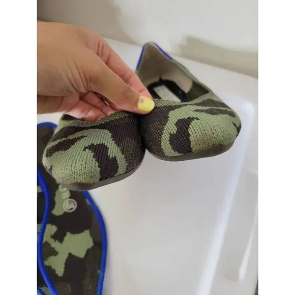 Rothy’s The Point Olive Camo Pointed Toe Flats W7.5