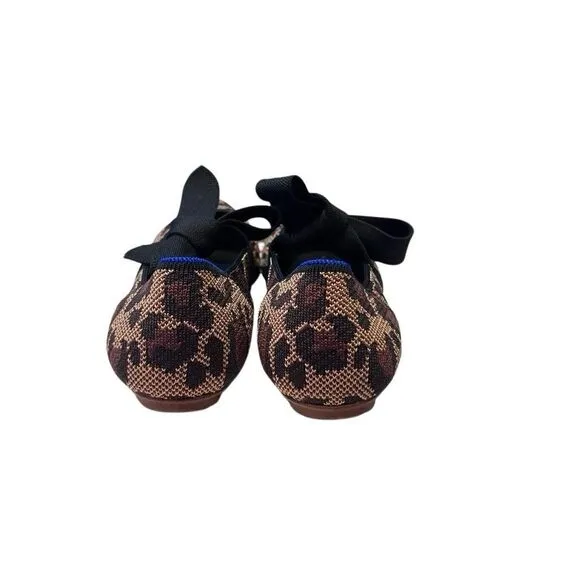 Rothys Womens Pointed Toe Size 7.5  Big Cats Black Flats with Bow Animal Print