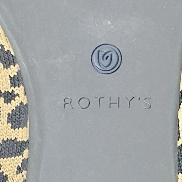 Rothy's women's Retired &quot;The Point&quot; Animal Print Flats size 8