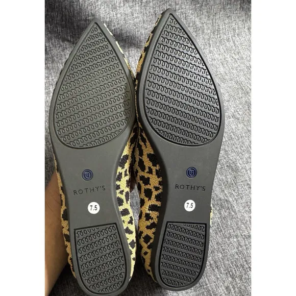 Rothy’s Women’s THE POINT Cheetah Print Knit Pointed Toe Slip On Flats Size 7.5