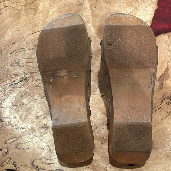 Roxy rare vintage wooden Hawaiian clogs
