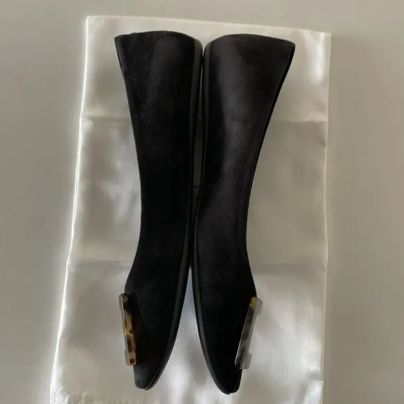 SALE! Roger Vivier Black Suede Ballet Flats w/ Tortoise Logo