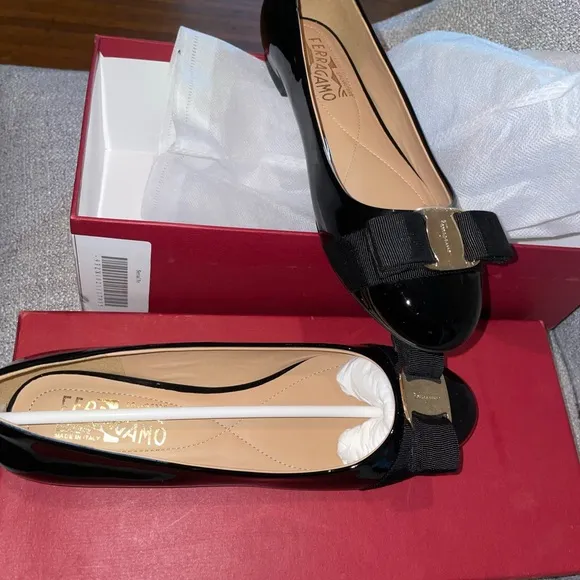 Salvatore Ferragamo Black Flats with Bow Detail