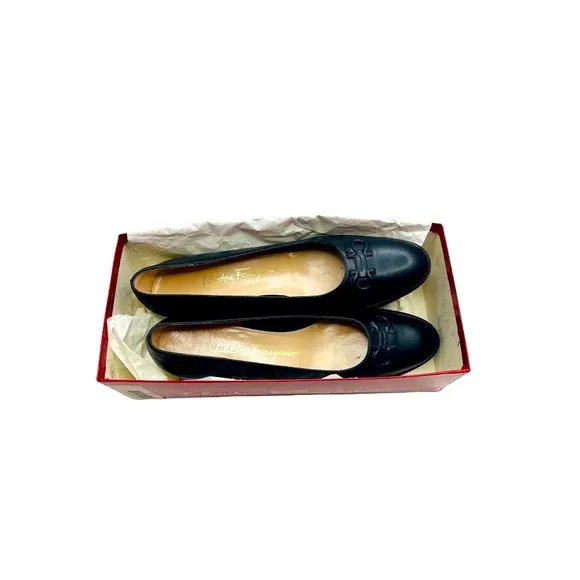 Salvatore Ferragamo Delicious Loafers Calf Leather Very Dark Black Blue 9.5AA