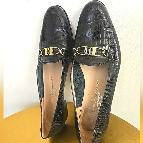 Salvatore Ferragamo Embossed Leather Animal Print Loafers For Women Size 9.5AA🌴