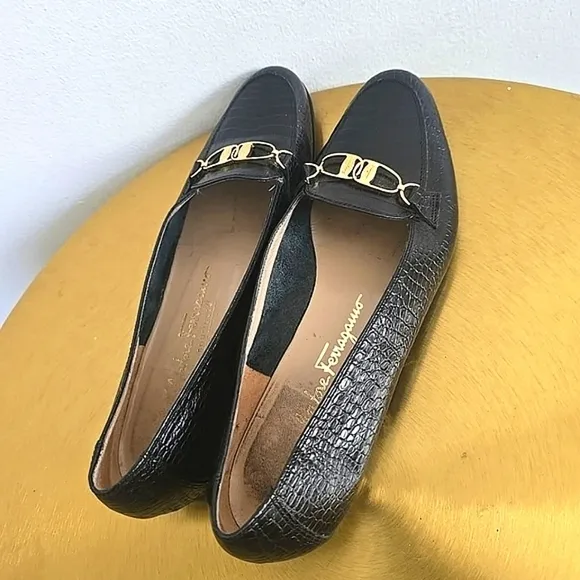 Salvatore Ferragamo Embossed Leather Animal Print Loafers For Women Size 9.5AA🌴