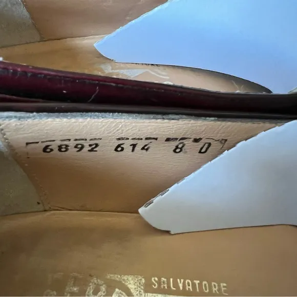 Salvatore Ferragamo LUCAS Wing Tip  Burgundy Leather Tasseled Kiltie Loafers 8 D