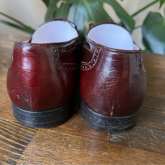 Salvatore Ferragamo LUCAS Wing Tip  Burgundy Leather Tasseled Kiltie Loafers 8 D
