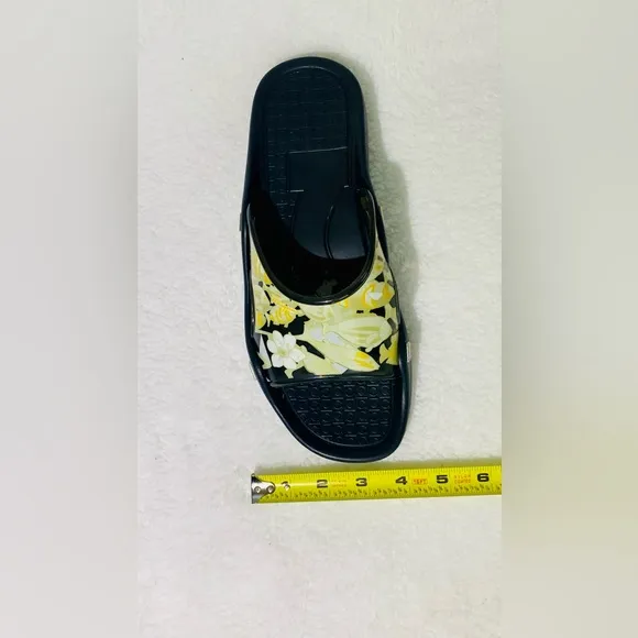 Salvatore Ferragamo - U.S. Size 9 - Black &amp; Yellow Mules
