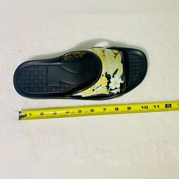 Salvatore Ferragamo - U.S. Size 9 - Black &amp; Yellow Mules