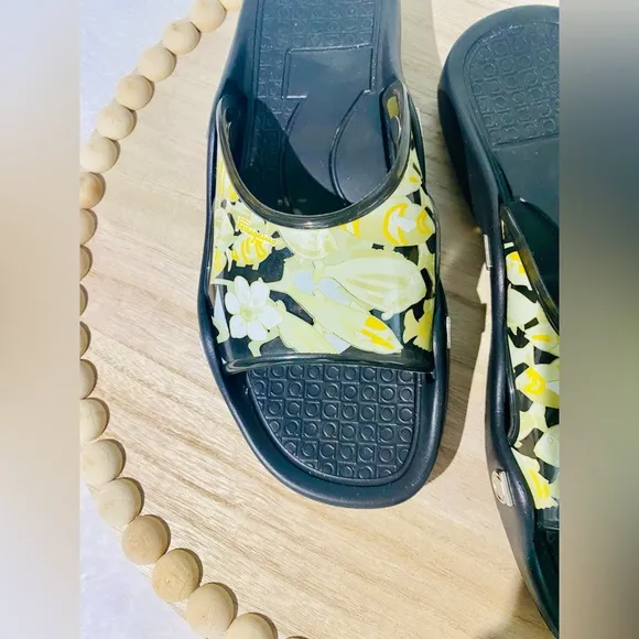 Salvatore Ferragamo - U.S. Size 9 - Black &amp; Yellow Mules