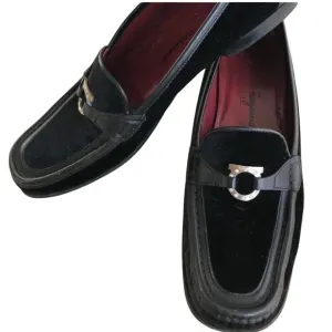 Salvatore Ferragamo Women's Black Leather Velvet Loafers Shoes Moccasins Logo 9N