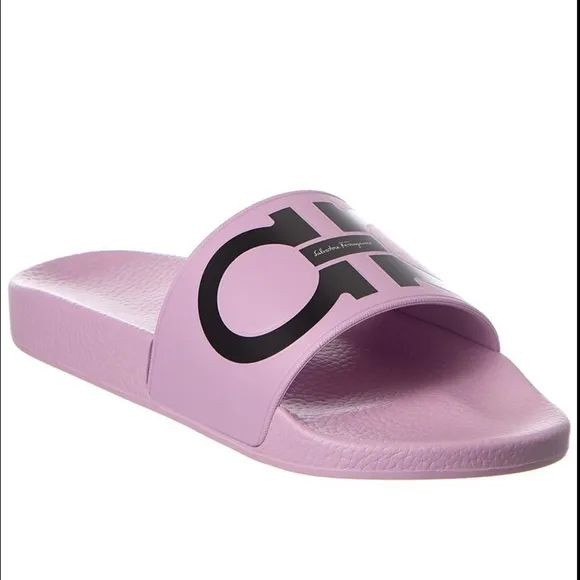 Salvatore Ferragamo “Groove 2 Gancini” Slides – Lilac 💜✨