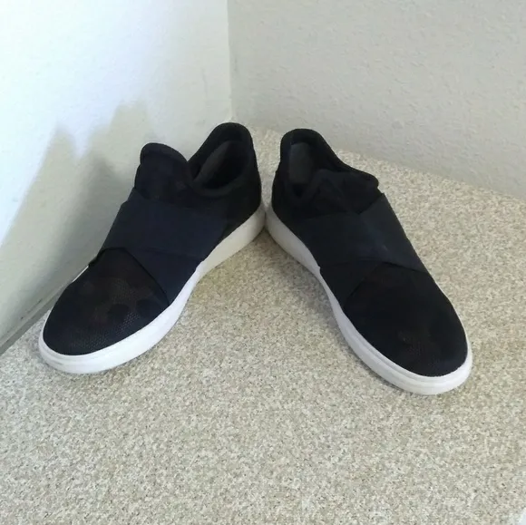 Sam Edelman Black Mesh Elastic Slip On Sneakers