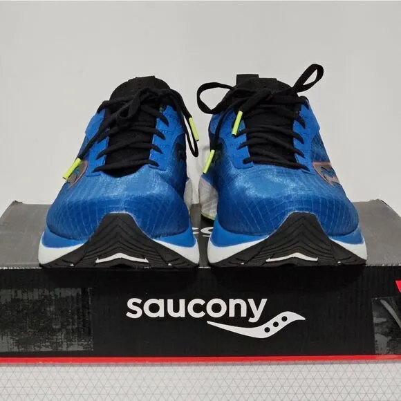 Saucony, Mens Freedom Crossport sneakers. NIB-Size 11