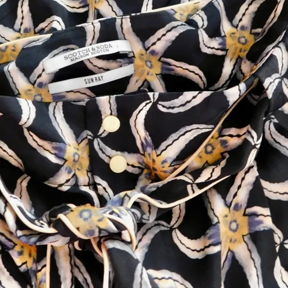 SCOTCH &amp; SODA Maison Scotch Black Starfish Sun Ray Printed Belted Shorts Large