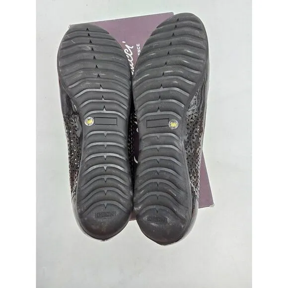 Sesto Meucci Womens Black Patent Leather Slip-On Perforated Loafers Size 9.5B