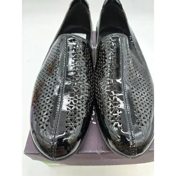 Sesto Meucci Womens Black Patent Leather Slip-On Perforated Loafers Size 9.5B