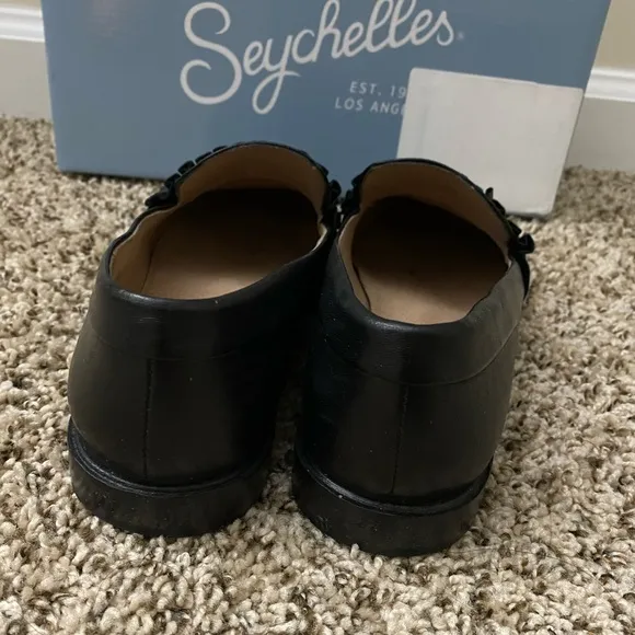 Seychelles Powerful black leather loafers 7