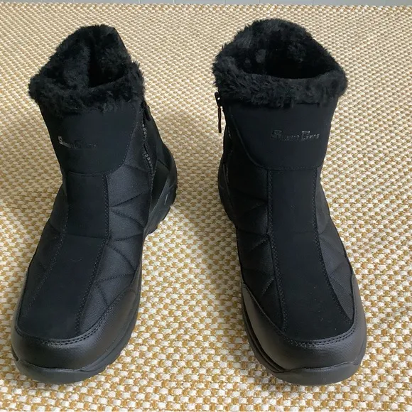 SILENTCARE Men’s warm snow ,waterproof shoes. Anti slip size 11.5 NWT