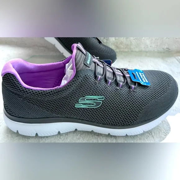 SKECHERS COOL CLASSIC “SUMMITS” SLIP-ON SNEAKERS