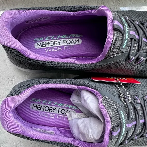 SKECHERS COOL CLASSIC “SUMMITS” SLIP-ON SNEAKERS