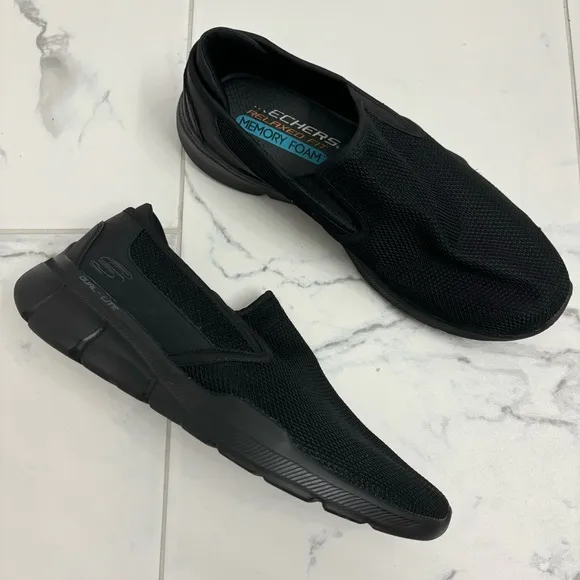 Skechers Men’s 9.5 Slip On Sneakers Equalizer Black Mesh