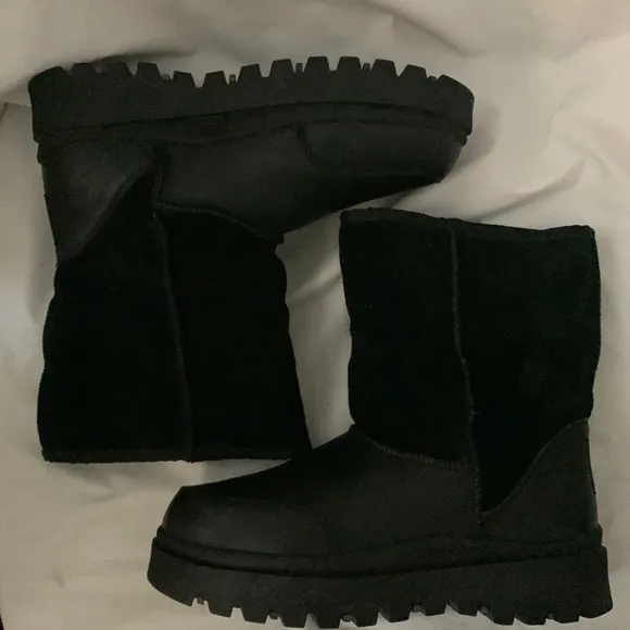 SKECHERS VTG 90’s Y2K Suede Leather Fur Lined Chunky Platform Boots