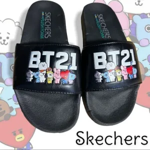 Skechers x Line Friends BT21 plush slides Sz 6 Rare