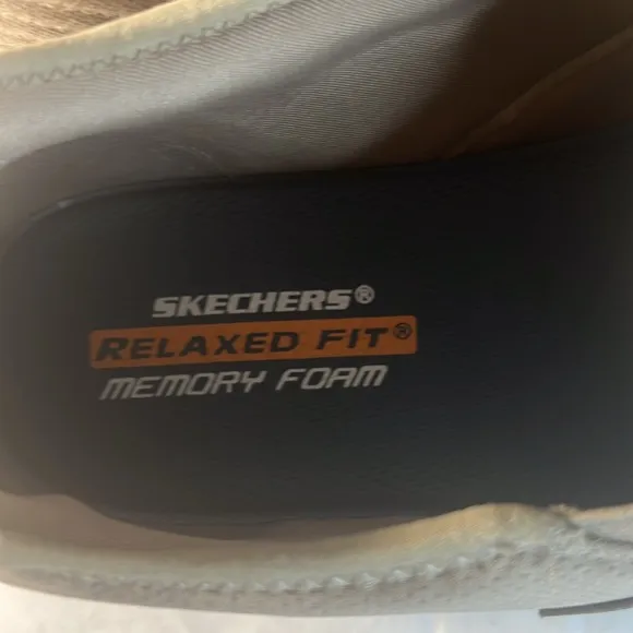 Sketchers Canvas Lightweight Slip On Loafers