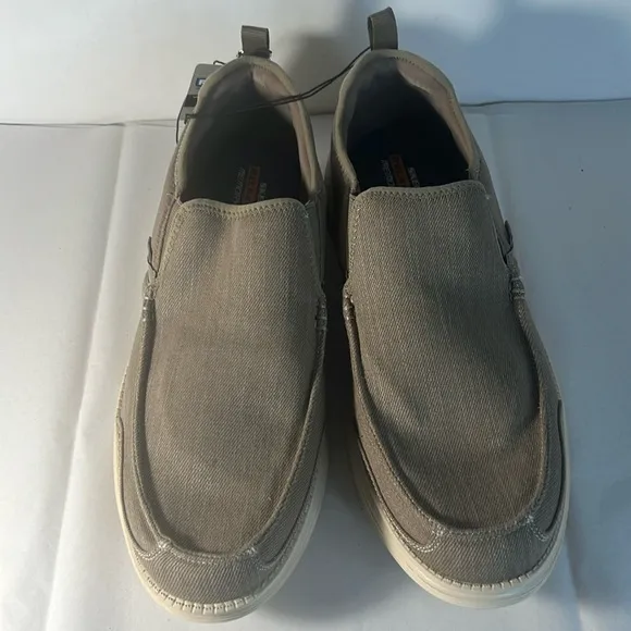 Sketchers Canvas Lightweight Slip On Loafers