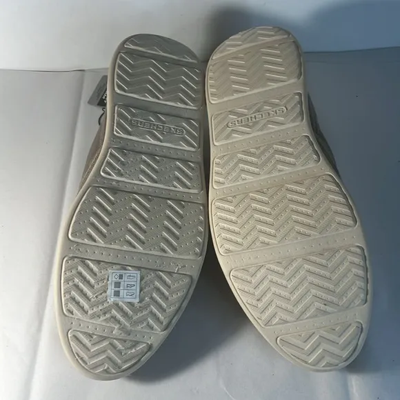 Sketchers Canvas Lightweight Slip On Loafers