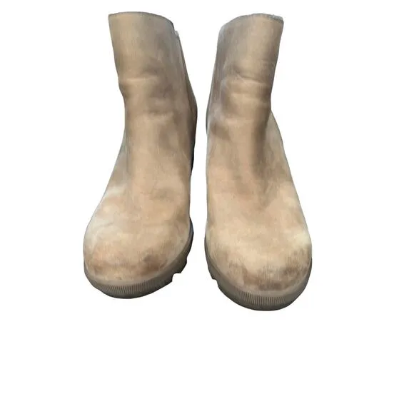Sorel Beige Suede Leather Joan of Arctic II Side Zip Wedge Chelsea Boots Size 6