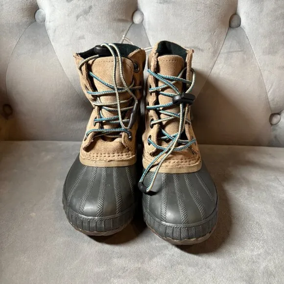SOREL Big kid Cheyanne II Beige Black Duck Boots Size 1 NEW