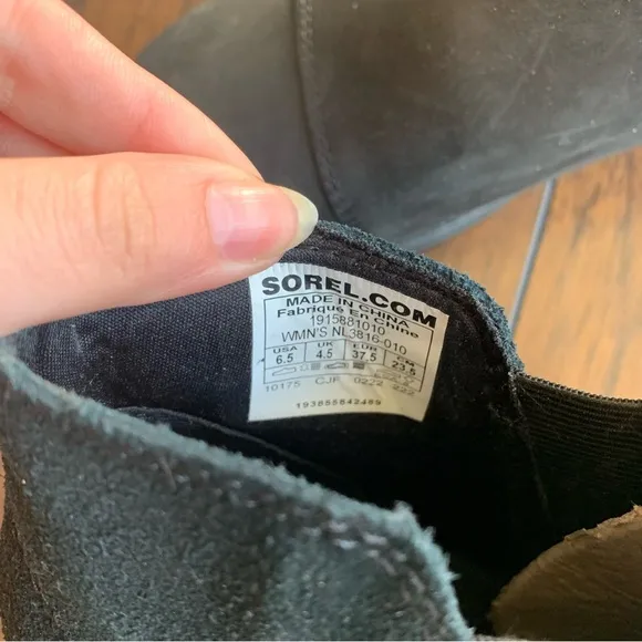 Sorel | Black Leather Evie Bootie Pull-On Ankle Boots for Ladies