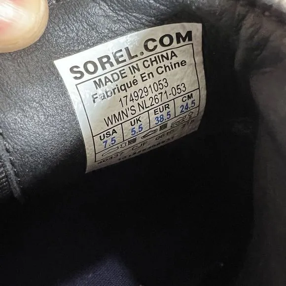 SOREL Boots Womens Size 7.5 Emelie Chelsea Quarry Green Waterproof Ankle Slip On