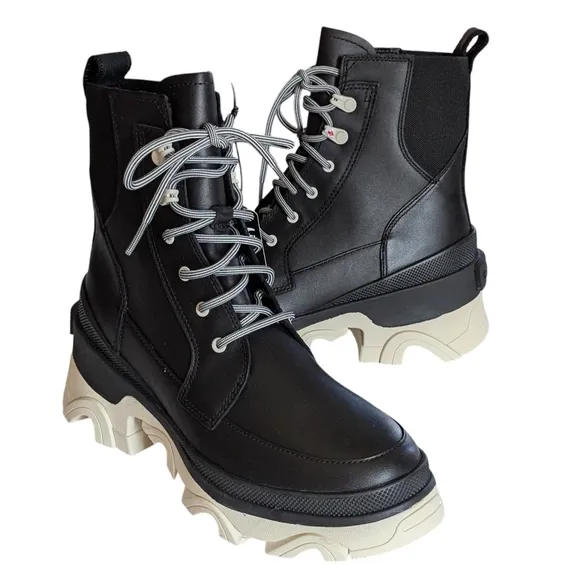 Sorel Brex Black and White Boots Size 8
