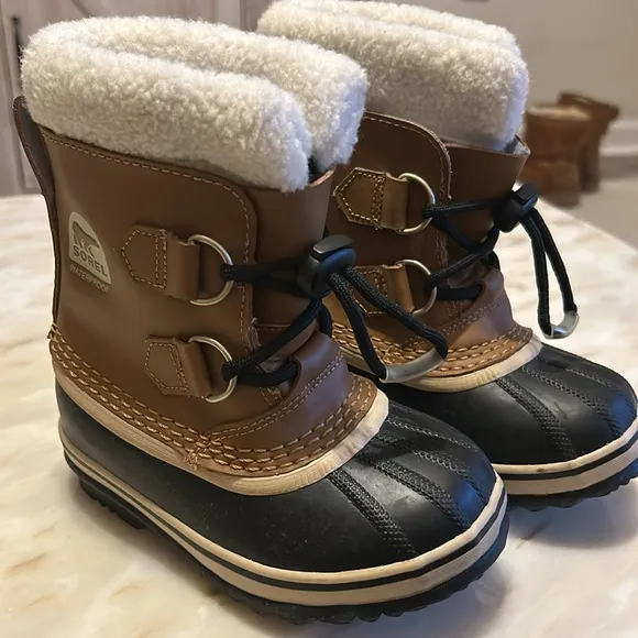Sorel Caribou Boys Toddler Navy Tan Youth‎ Waterproof Weatherproof Boots Size 10