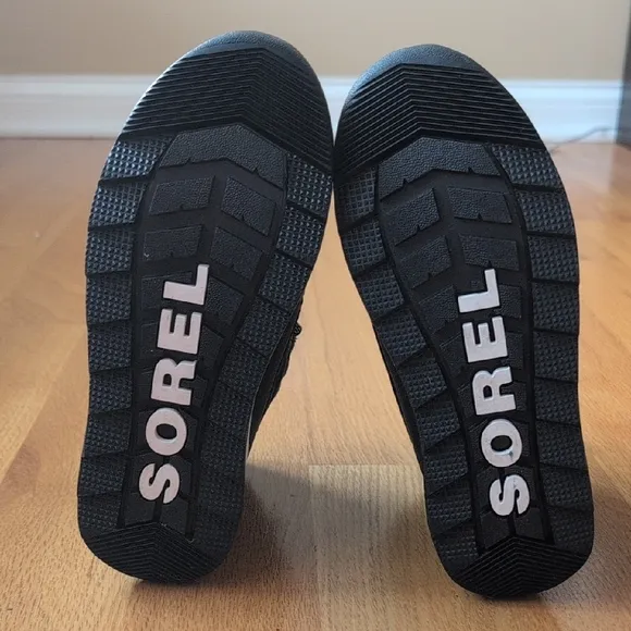SOREL Children's Whitney II Plus Lace Waterproof Black Winter Boots Quilted