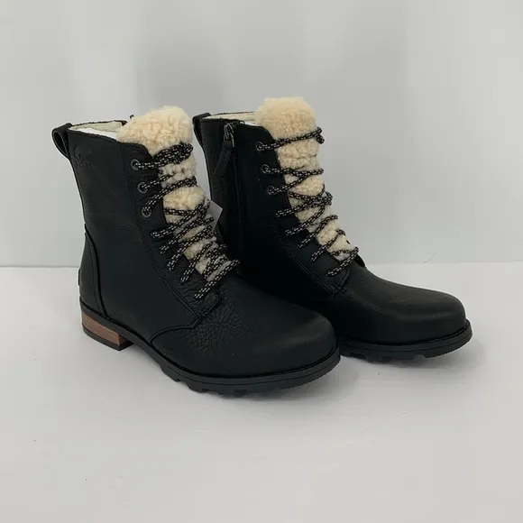 Sorel Emelie Short Lace Cozy Boots black leather shearling winter waterproof 7