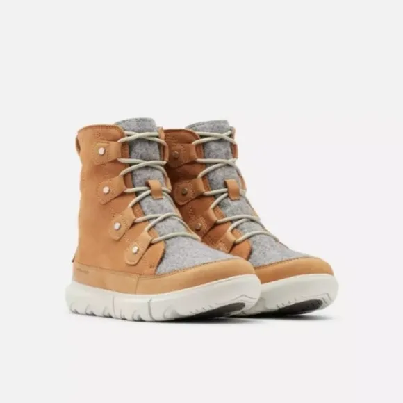 Sorel Explorer Joan Waterproof Boots NWB Size 6