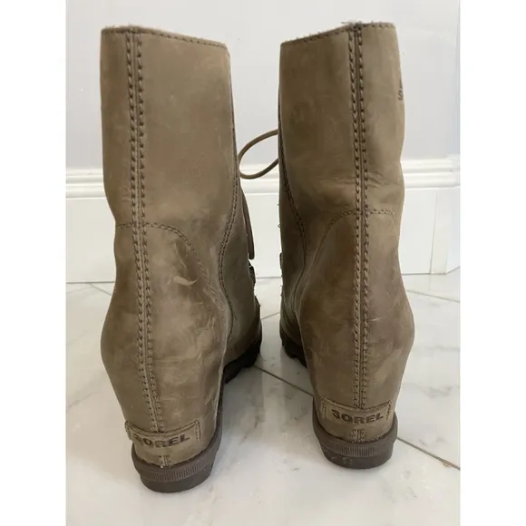 Sorel Joan Of Arctic Bootie Sz 11 Tan Leather Side Zip Hidden Wedge Waterproof