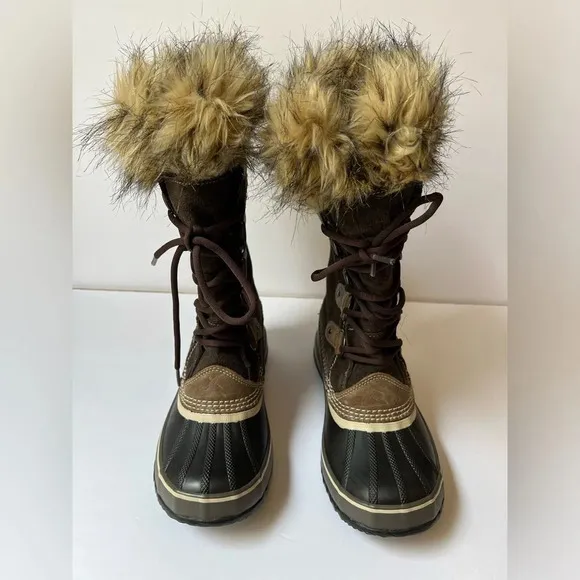 Sorel Joan of Arctic Brown and Tan Waterproof Boots Size 7