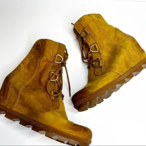Sorel | Joan of Arctic Wedge II Boots Camel Brown