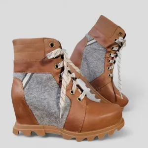 Sorel Joan of Arctic Wedge III Lexie Boots Hidden Wedge Waterproof Size 8.5